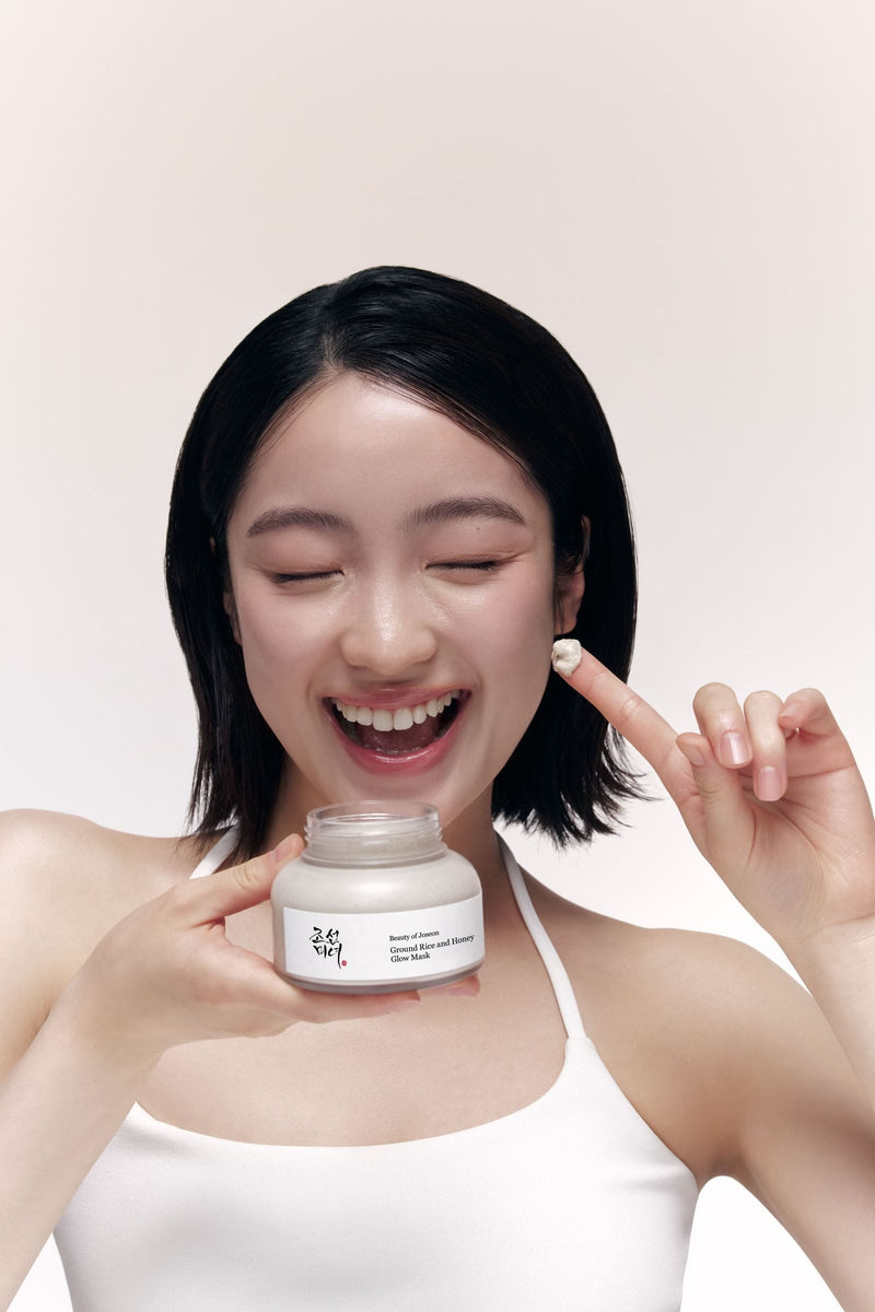 Beauty of Joseon Ground Rice and Honey Glow Mask application | KMART Maroc